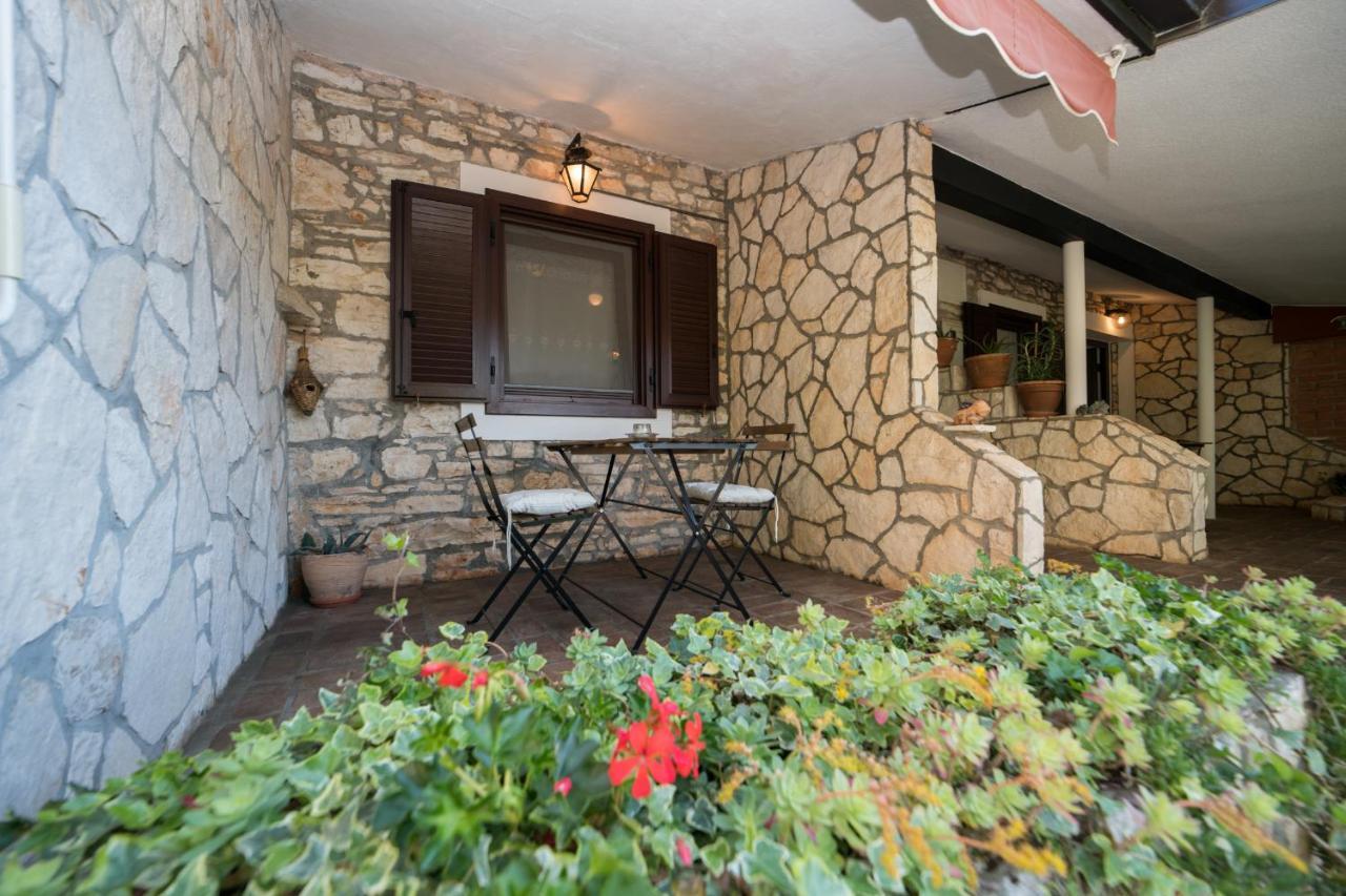 Apartmani Mirjana Умаг Екстериор снимка